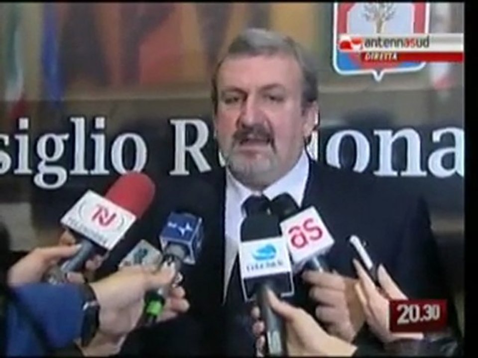 TG 05.02.10 Stop ai nuovi Comuni nel Barese, in Consiglio arriva la polizia