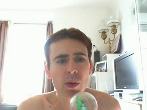 Wiwi égratigne j'accuse de Damien Saez