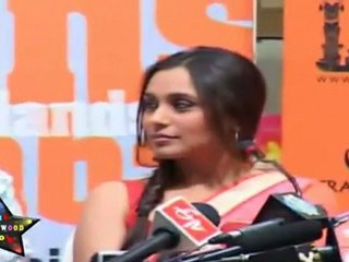 Rani Mukerjee Lookin Somking Hot At Mafia Book Launch - Uncut Footage