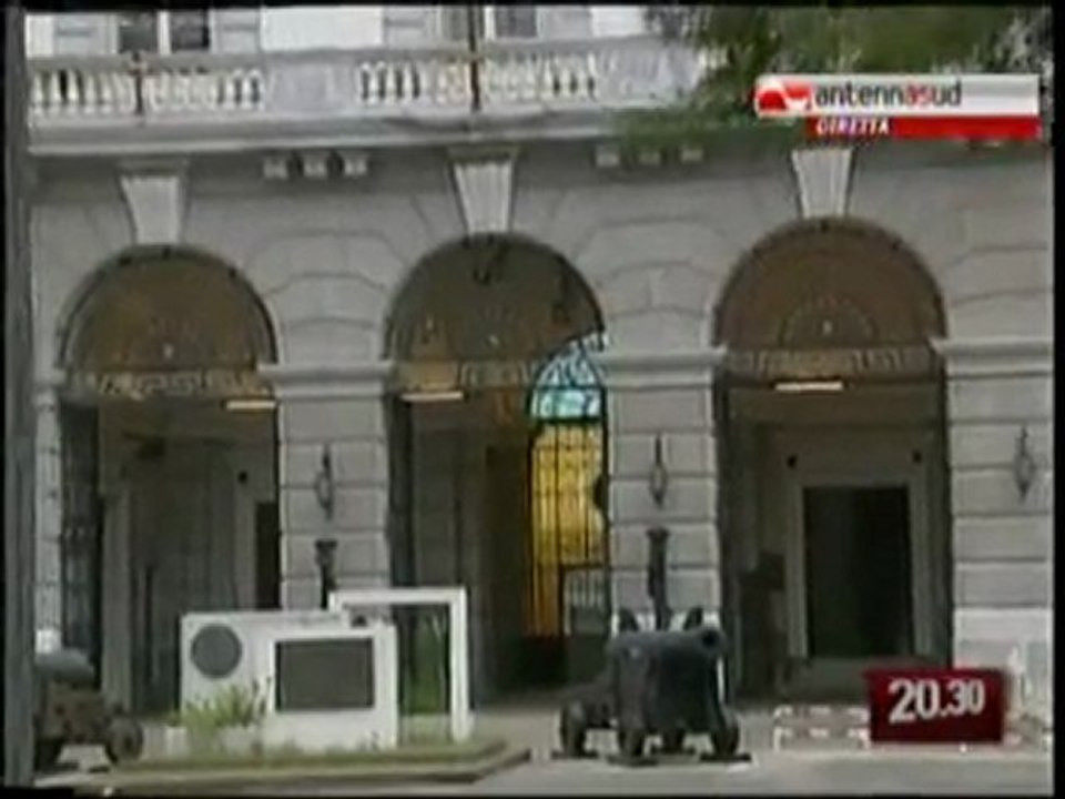 TG 25.01.10 Incidente sul lavoro a Taranto, morto operaio nellArsenale