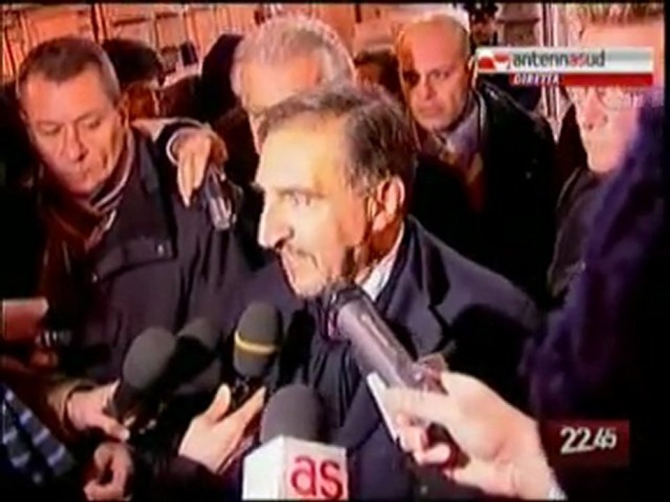 TG 27.01.10 Berlusconi a Palese e Poli Bortone: "Fate un passo indietro"
