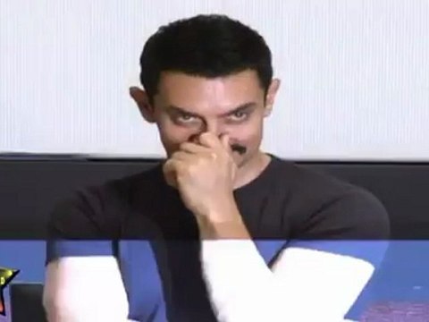 Aamir Khan Say Bollywood Heroine's Will Hit Him Chappals If He Does An Item No