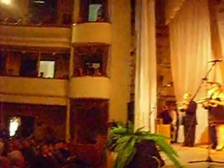 Vasile Bâcu prezinta invitatii