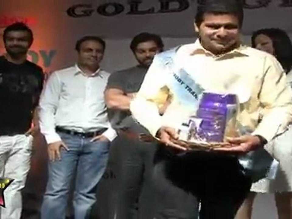 Sohil Khan,Ashmit Patel & Aditi Govitrikar Giving Away The Prizes For Body Transformation