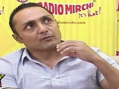Shefali Mehta & Rahul Bose On Their Part In The Movie Kuch Love Jaisa