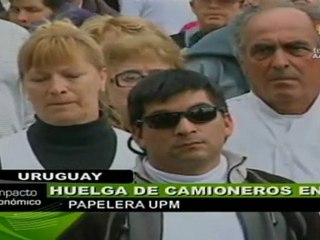 Huelga de camioneros en papelera UPM en Uruguay