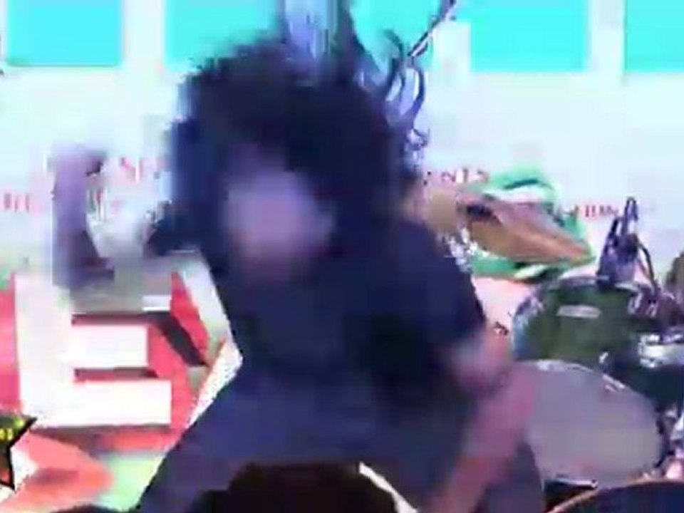 Mind Blowing Rock Band Performance By 'TRIP﻿ RECIPE' At READY's Promotional Event