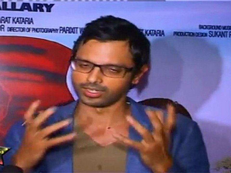 Bheja Fry 2 Scene Which Had Saurav Ganguly's  shirt Removing scene