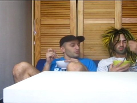 Parodie: Publicité Céréales by Djudju & JMBitch