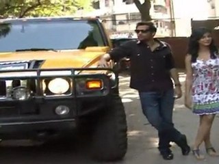 Super Cute Kirti Kulhari & Neil Bhoopalam  Get Out Of Hummer At Shaitan's Press Conference