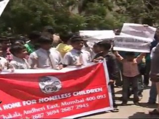 "Stanley Ka Dabba" Teams Silent March against Child Labour - Full Video