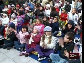 TG 10.04.10 "Le avventure di Pulcinella" al Regno dei Bimbi