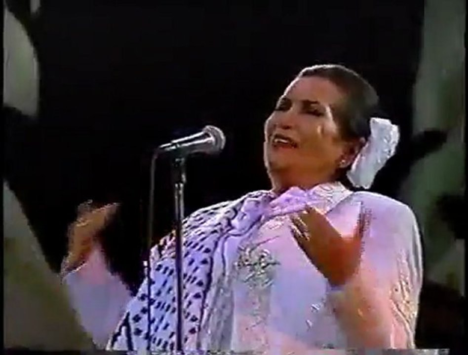 POR UN AMOR "Lola Beltrán" {Baul de los Recuerdos]