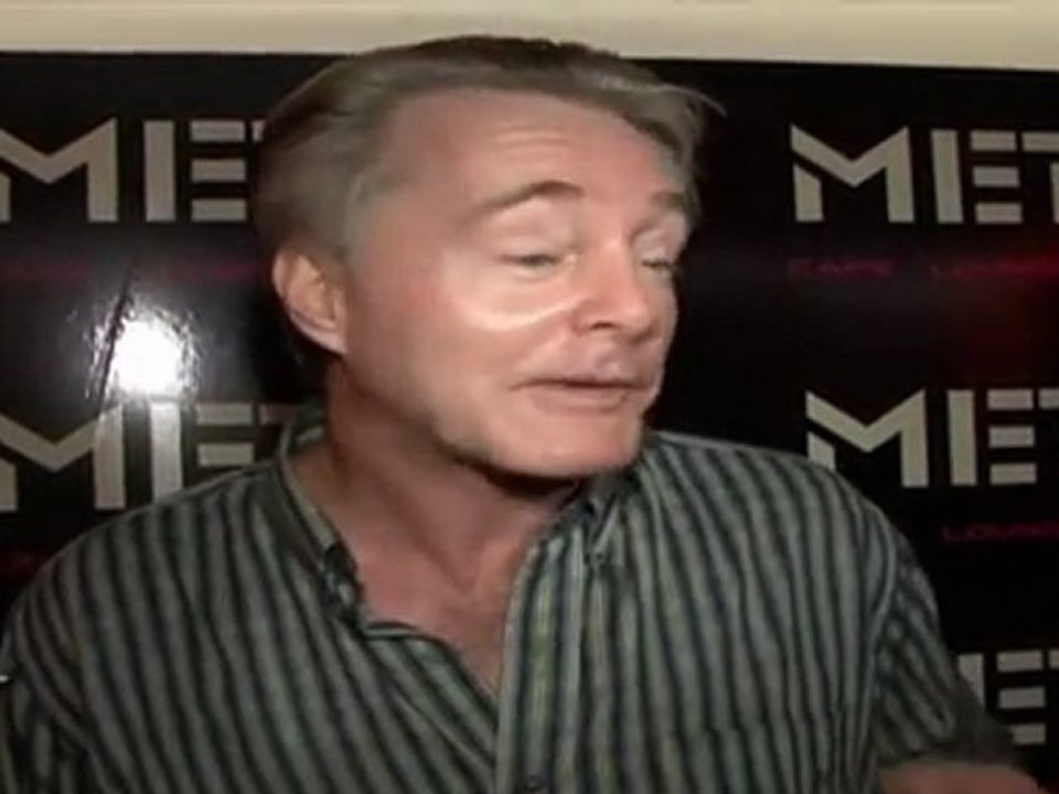 METRO BAR LAUNCH   01