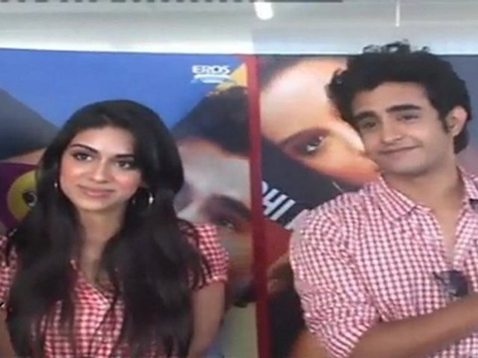 Hot & Sexy Zoa Morani, Giselle Monteiro,Satyajeet Dube& Ali Fazal Speaks About Their Character