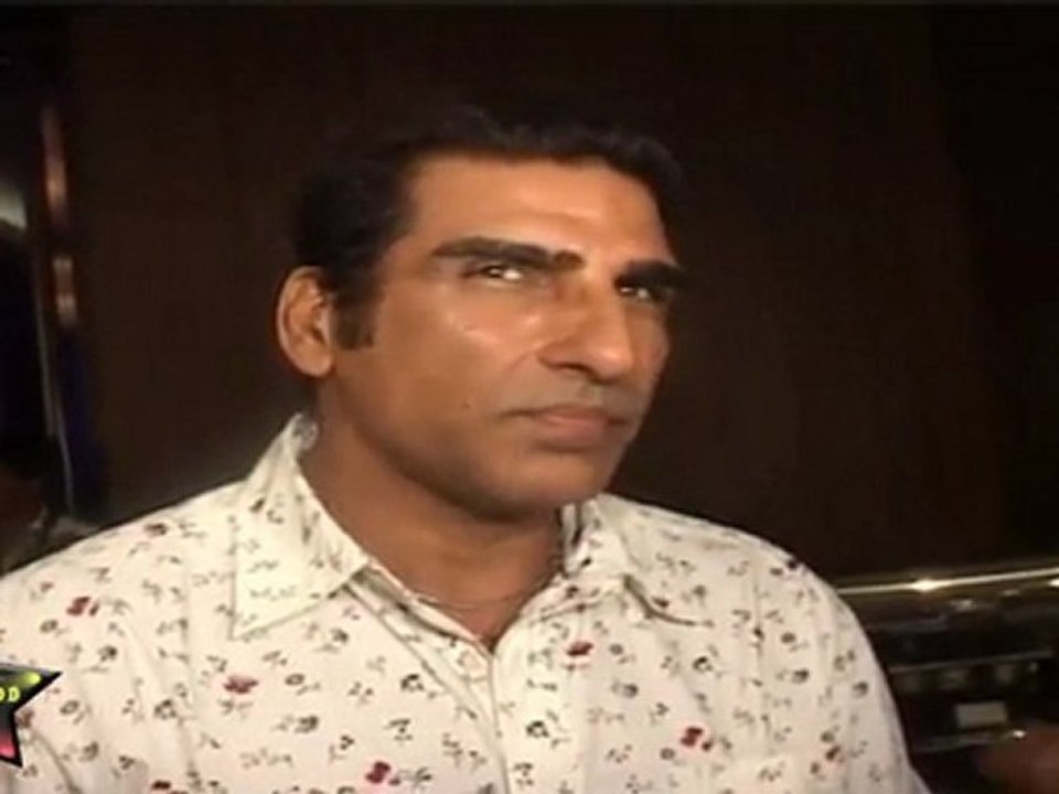 Vesteria Fashion Show Mukesh Rishi   09