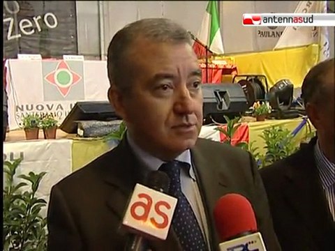 TG 15.10.10 Mantovano e Quagliariello rassicurano: «Il Governo tiene»