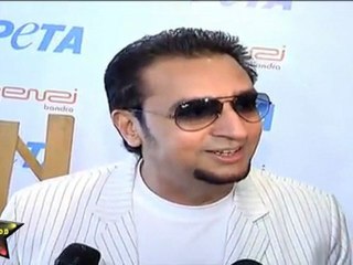 GULSHAN GROVER