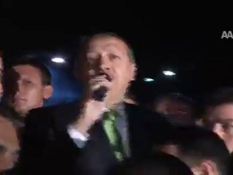 Erdoğan büyük coşkuyla karşılandı
