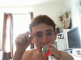 Wiwi égratigne "l'école de la vie" de Médine