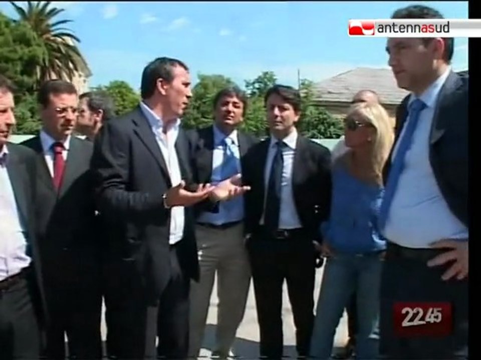 TG 14.05.10 Bari, sopralluogo nell'ex caserma Rossani