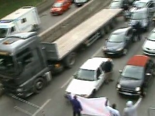 OPERATION COMMANDO DU RCK SUR LES PERIPHERIQUES SUD-OUEST CONTRE L'ARRIVEE DE KAGAME EN FRANCE