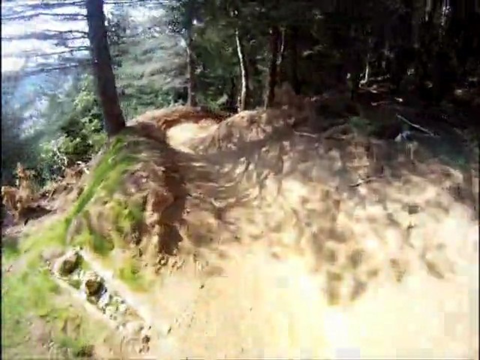 DH VTT Extrème  Pic du Jer 26 06 2011 Part  3