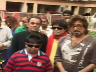 MAHURAT OF FILM DAL ME KUCH KALA HAI