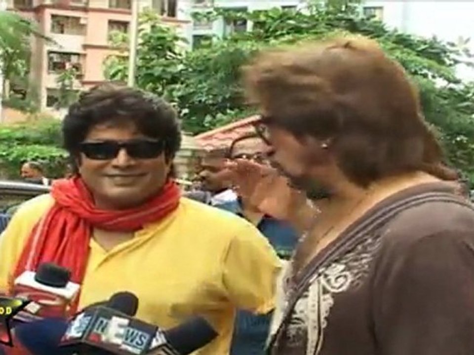 MAHURAT OF FILM DAL ME KUCH KALA HAI - 04.mp4