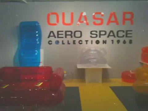 Salon Elysée design octobre 2010 : exposition A bout de souffle par Benoit Ramognino mobilier Quasar Khanh