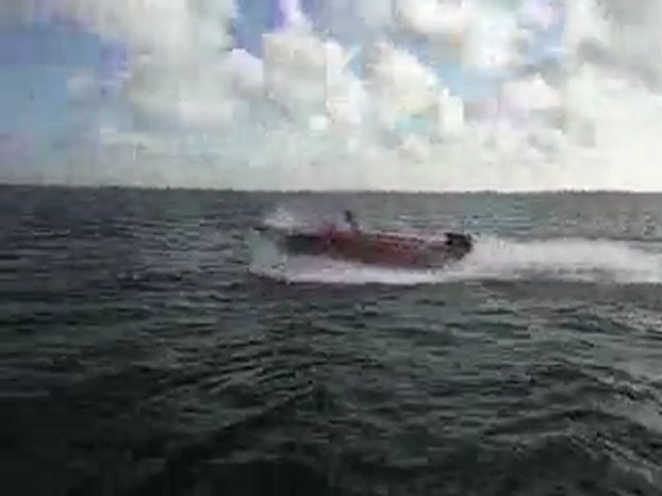 neptune avec 30cv tohatsu