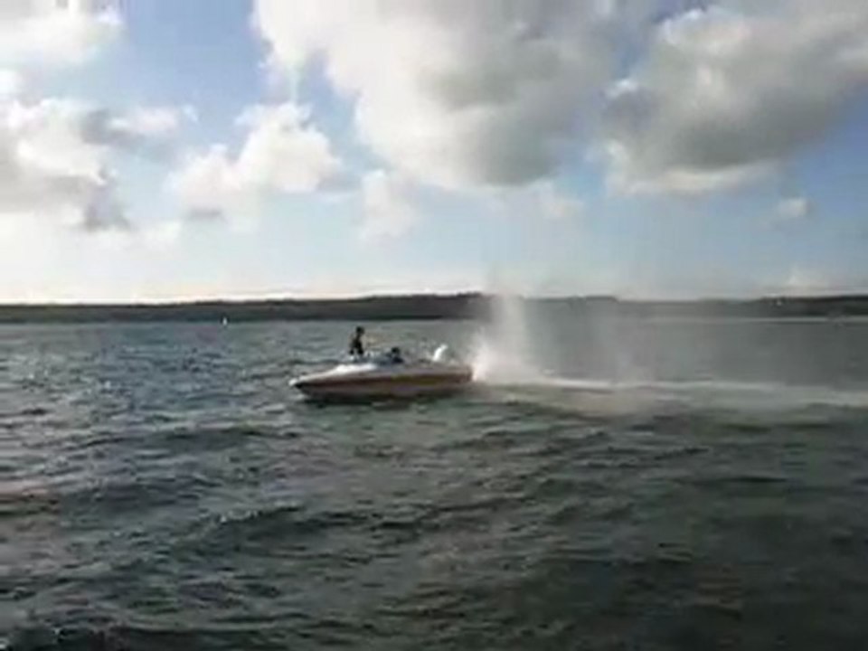 johny le porc en mode baleine