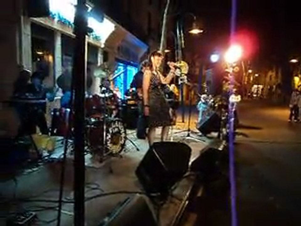 Les GRACELANDERS  "FEVER"   CONCERT du Ven. 26 Aout 2011!!! PLACE DU FRANCE, CERET P.O.