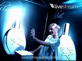 Eugenia Suarez en twitcam de Ricky Sarkany