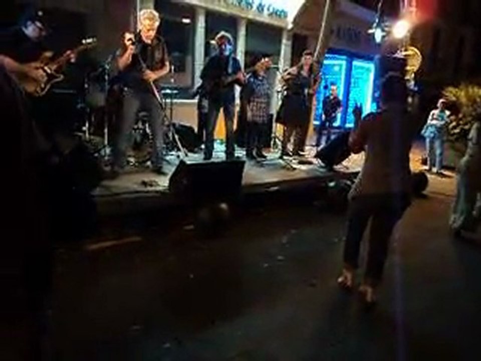 Les GRACELANDERS   "OLD BLACK JOE"  (extrait) CONCERT du Ven. 26 Aout 2011 PLACE DU FRANCE, CERET P.O.