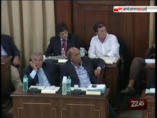 TG 02.08.10 Bari, Consiglio comunale interviene sull'occupazione dell'ex mercato via Carrante