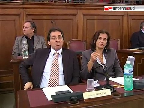 TG 19.10.10 Consiglio comunale sulla sicurezza a Bari, l'opposizione abbandona l'aula
