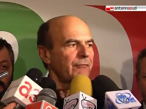 TG 08.11.10 Bersani nel Salento: Il Governo non riesce ad avere presa sui problemi reali