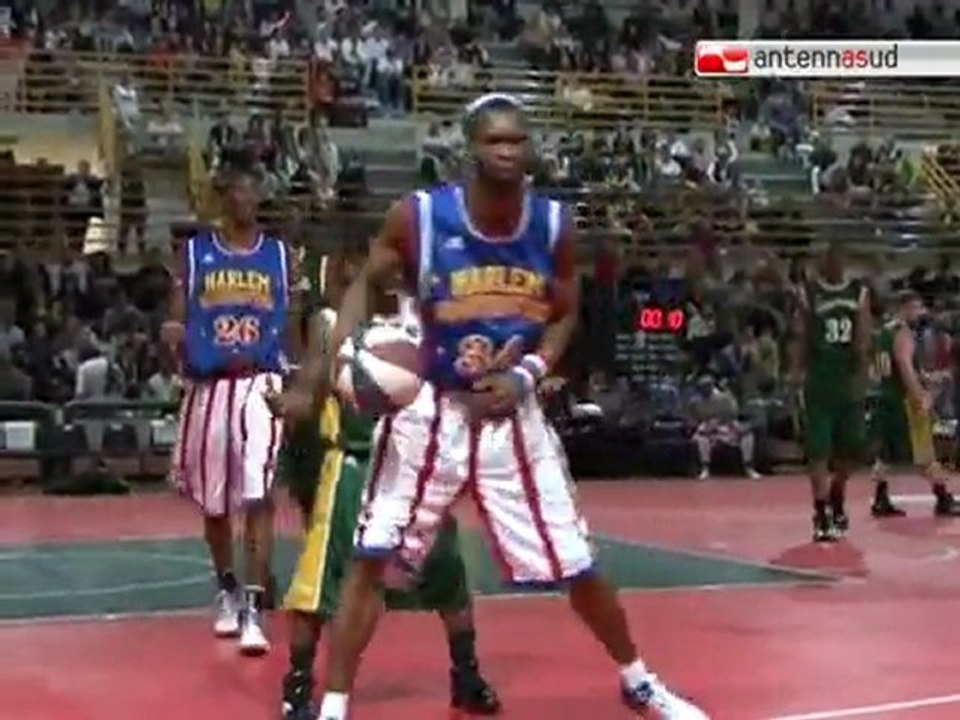 TG 13.05.11 Harlem Globetrotters, ad Andria fa tappa lo show del basket