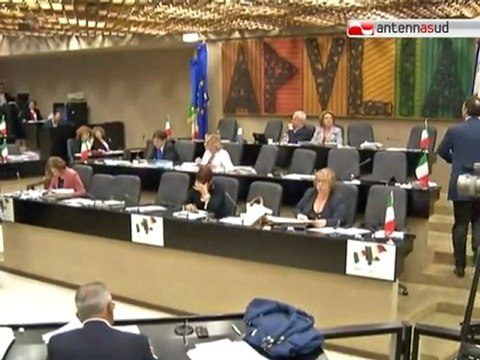 TG 15.06.11 Consulta: alla Regione Puglia i consiglieri devono restare 70