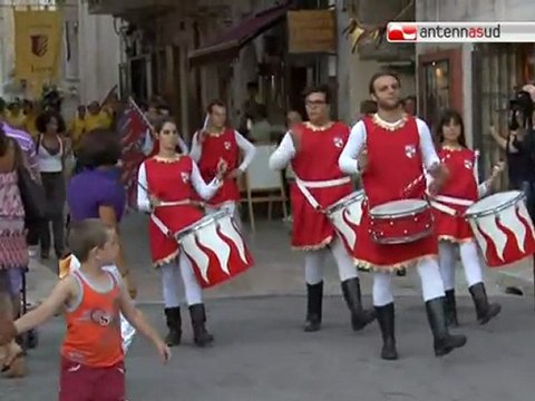 TG 23.07.11 Mola di Bari, grande festa per il palio del Capatosta