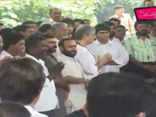 Amitabh Bachchan With Shatrughn & Vinod Khanna At Shammi Kapoor's 'Antim Yaatra