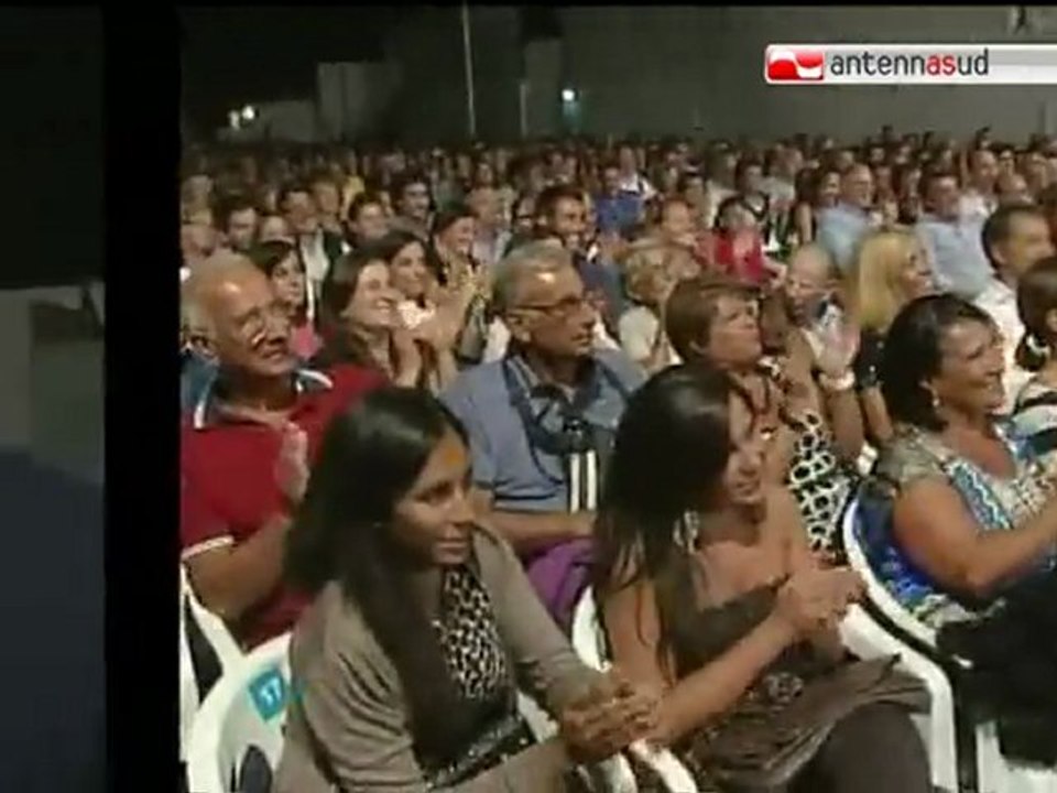 TG 25.08.11 "Il cotto e il crudo" in scena con Stornaiolo e Solfrizzi