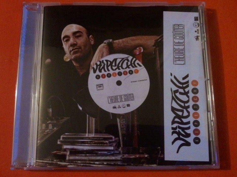 Keny, Kipetchi, Zyz Omys, Kusblo, Kris Daddy, Diky, Vesky & Avast - Street Connected Poeple