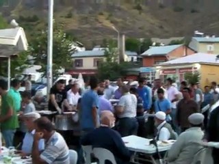 Sivas Akıncılar'da 3000 Kişinin Katıldığı İftar Proğramı  www.akincilardernegi.org.tr