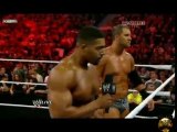 Wrestling Football : WWE RAW 12/09/2011 : Air Boom vs. Miz & R-Truth - Jerry Lawler & ? vs. David Otunga & Michael McGillicuty - Bret Hart & John Cena vs. Ricardo Rodriguez & Alberto Del RIo