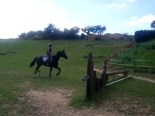 Audrey & Rico petit cross 9