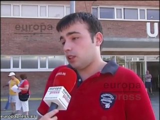 Familia recibe una carta para su bebé fallecido