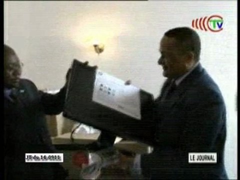 Echange entre le représentant du PNUD et le préfet directeur général des collectivités locales