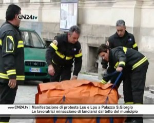 CN24 | Manifestazione di protesta Lsu e Lpu a Palazzo S.Giorgio